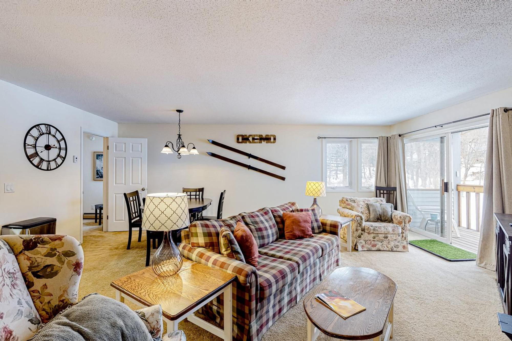 Brookhaven Condos Ладлоу Номер фото